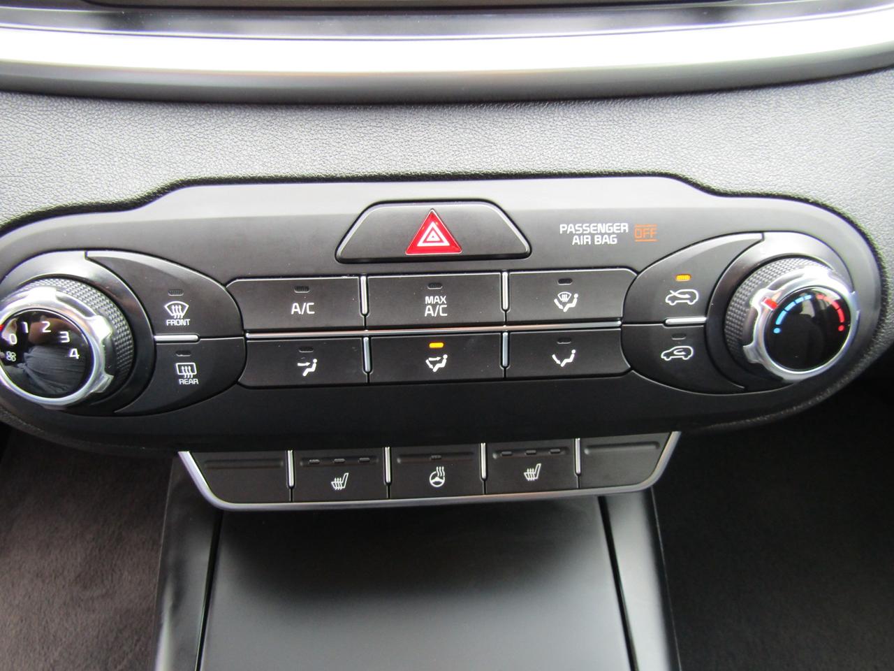 2019 Kia Sorento LX, AWD, Camera, Push To Start, Bluetooth, Alloy, *Certified* Photo