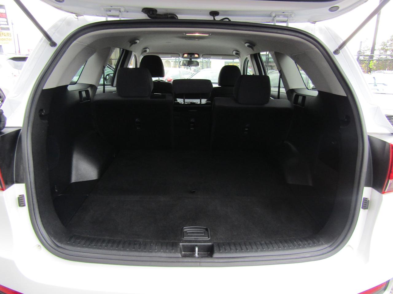 2019 Kia Sorento LX, AWD, Camera, Push To Start, Bluetooth, Alloy, *Certified* Photo