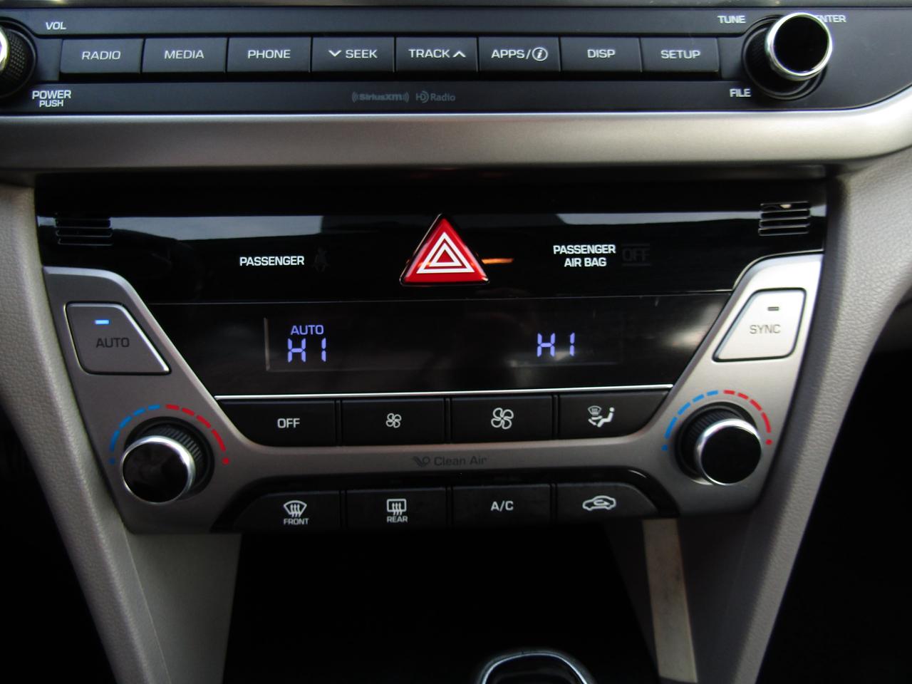 2017 Hyundai Elantra GL, Camera, Blind Spot, Alloy, Bluetooth, *Certified* Photo