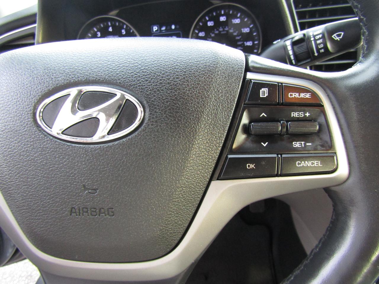 2017 Hyundai Elantra GL, Camera, Blind Spot, Alloy, Bluetooth, *Certified* Photo