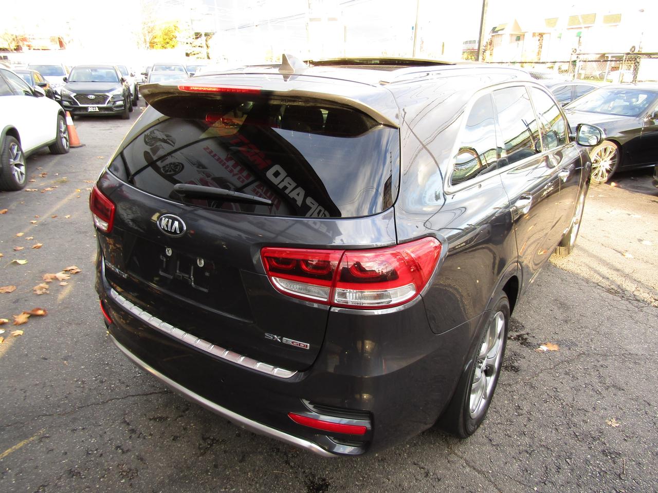 2017 Kia Sorento SX, Navi, AWD, Pano, Camera, Blind Spot, Leather, Alloy, *Certified* Photo