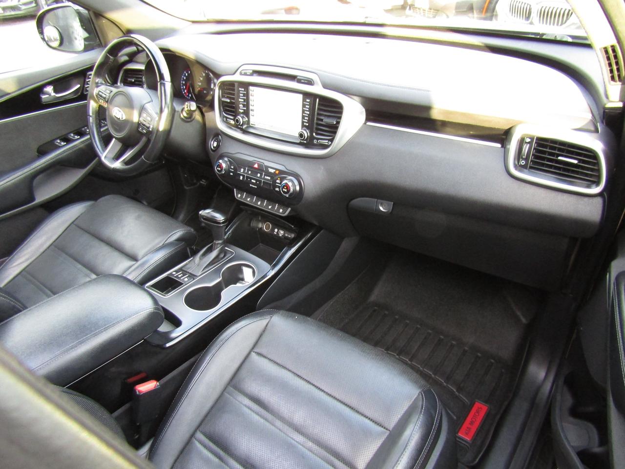 2017 Kia Sorento SX, Navi, AWD, Pano, Camera, Blind Spot, Leather, Alloy, *Certified* Photo