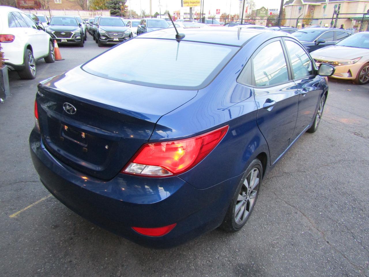 2017 Hyundai Accent SE, Sunroof, Bluetooth, Heated Seats, *Certified* Photo