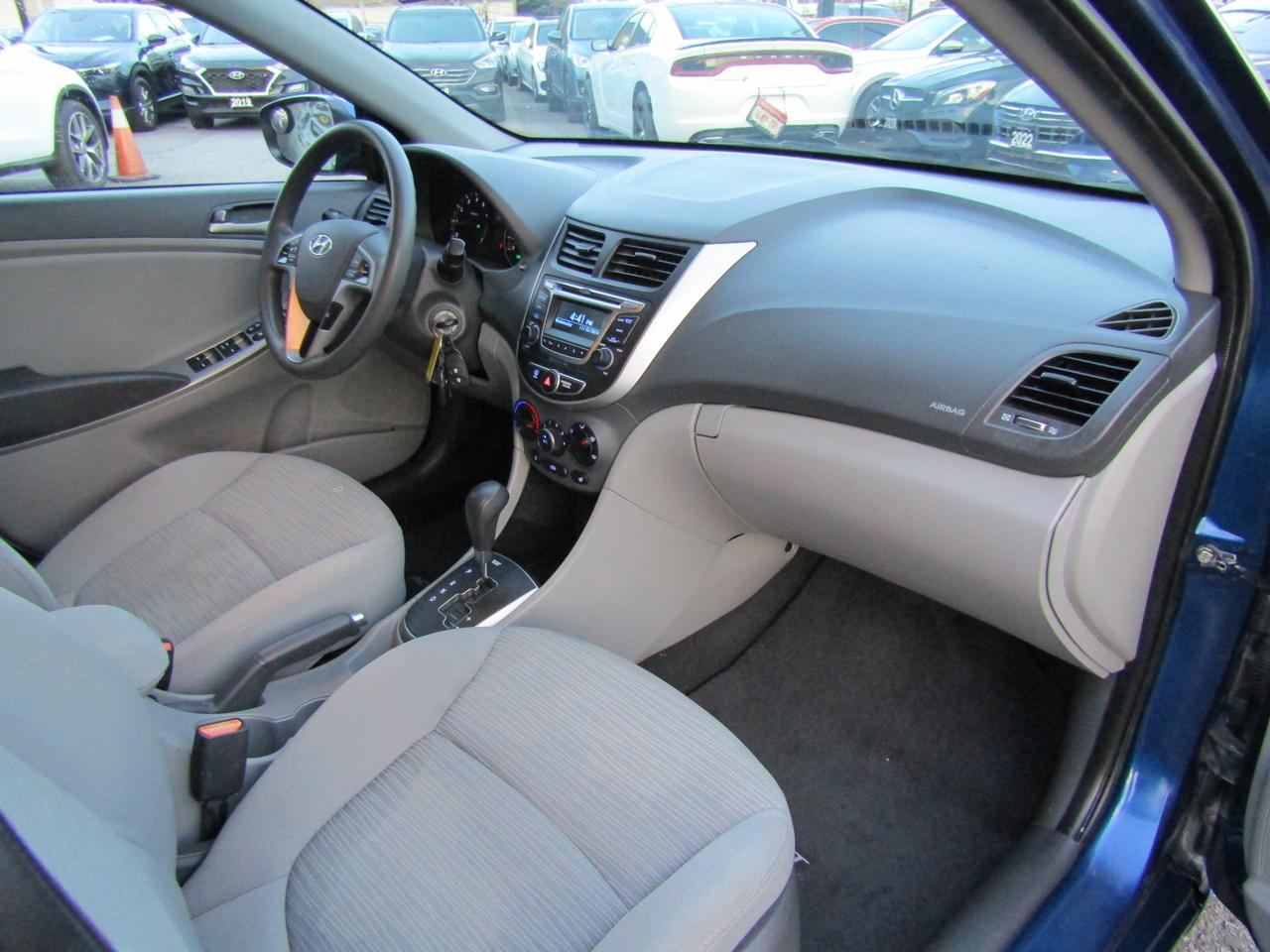 2017 Hyundai Accent SE, Sunroof, Bluetooth, Heated Seats, *Certified* Photo