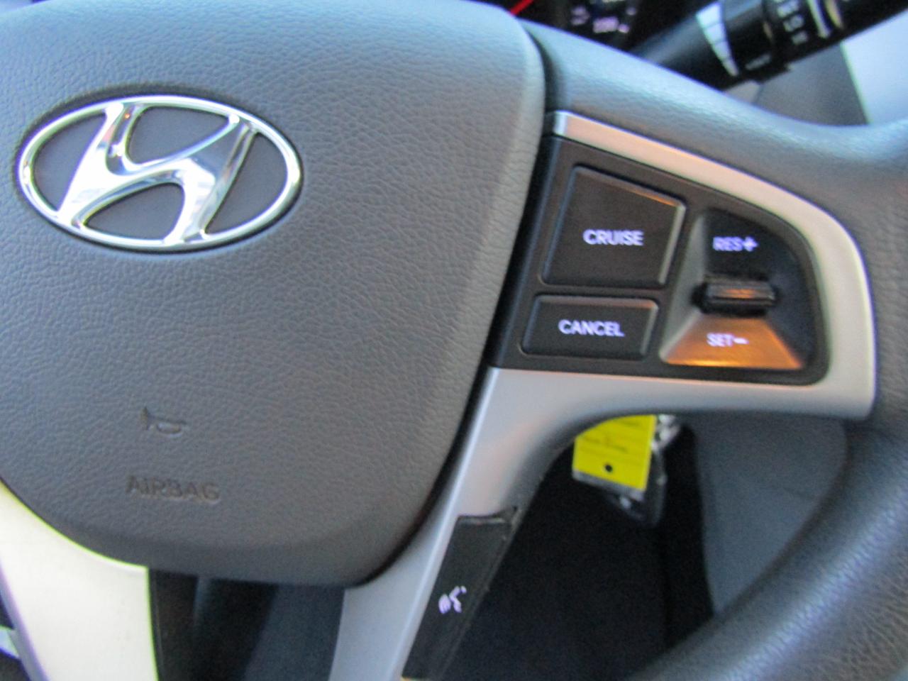 2017 Hyundai Accent SE, Sunroof, Bluetooth, Heated Seats, *Certified* Photo