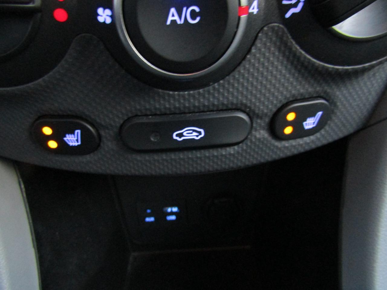 2017 Hyundai Accent SE, Sunroof, Bluetooth, Heated Seats, *Certified* Photo