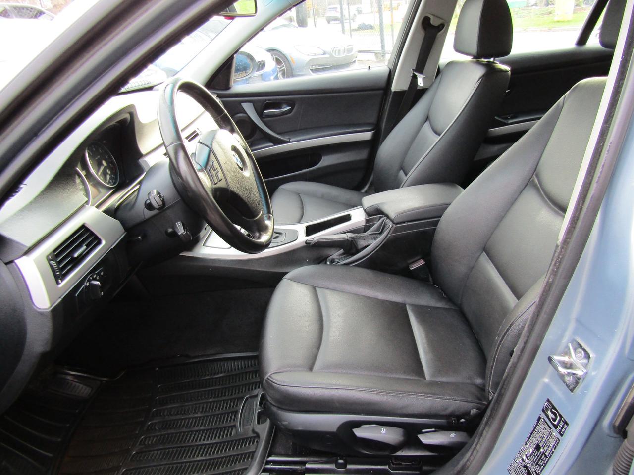 2006 BMW 3-Series 325i, XDrive, Leather, Alloy, *AS IS* Photo