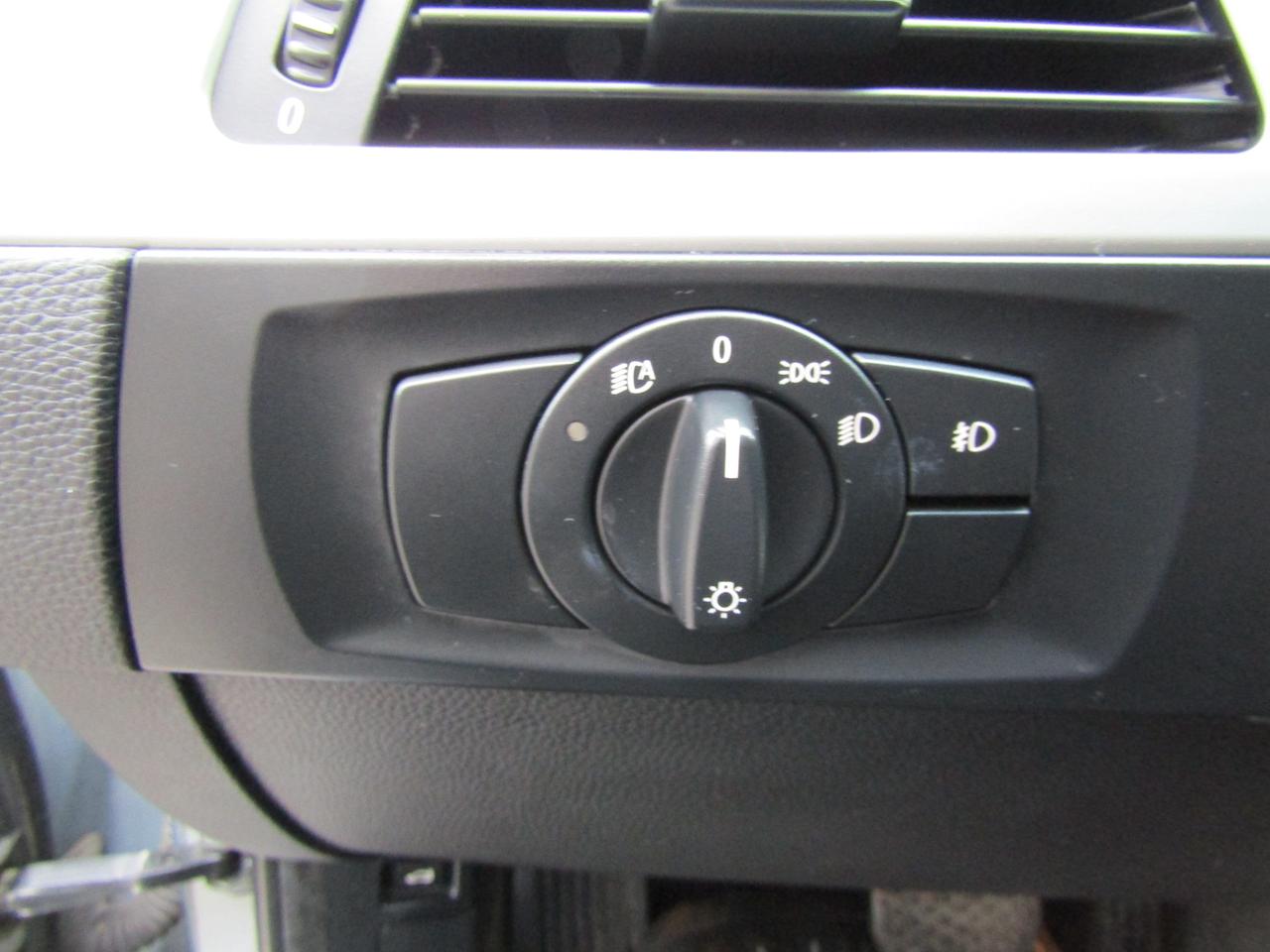 2006 BMW 3-Series 325i, XDrive, Leather, Alloy, *AS IS* Photo