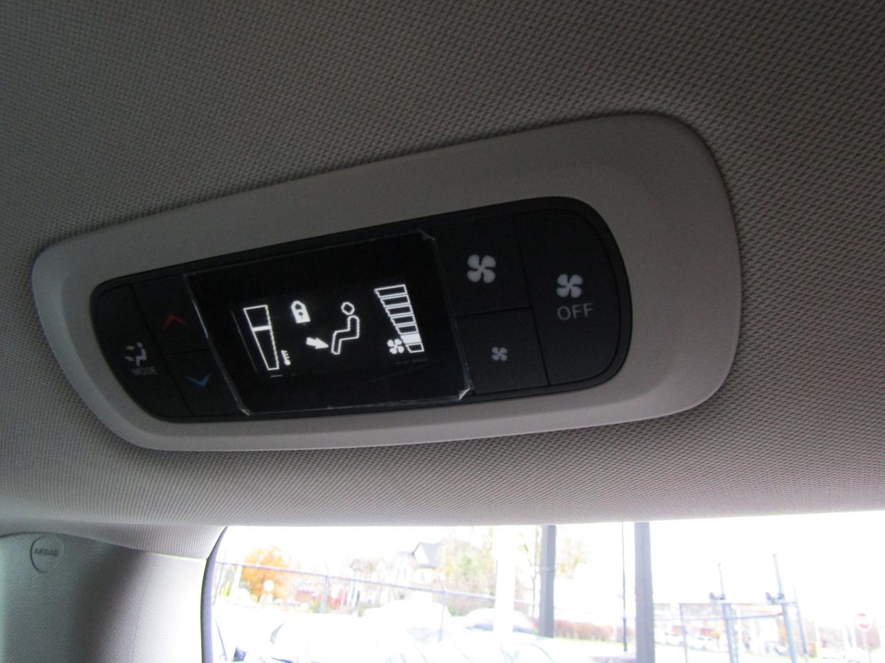 2019 Chrysler Pacifica Touring, 7 Pass, Navi, Camera, DVD, Blind Spot, *Certified* Photo