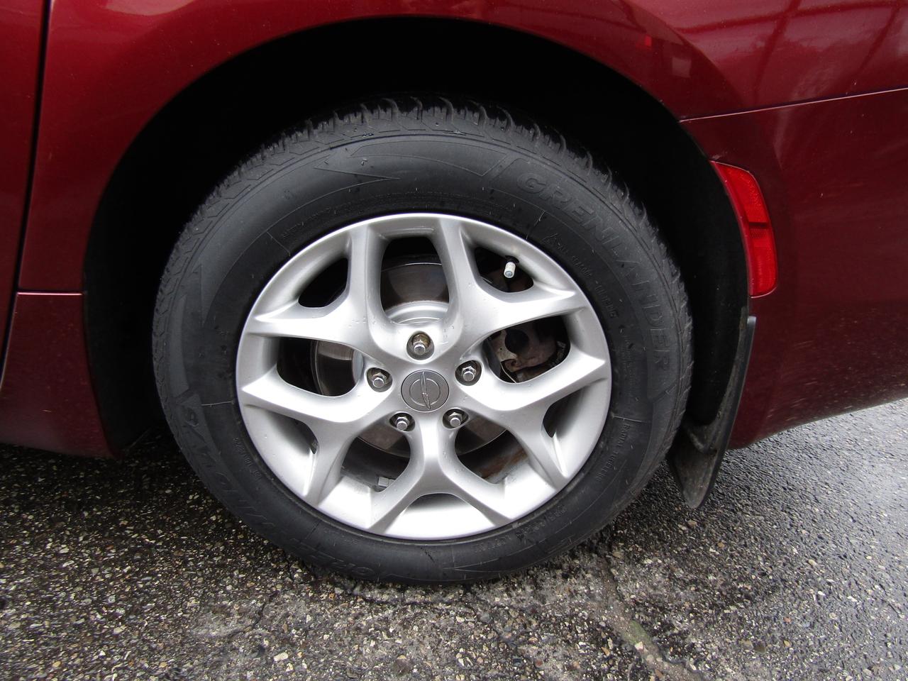 2019 Chrysler Pacifica Touring, 7 Pass, Navi, Camera, DVD, Blind Spot, *Certified* Photo