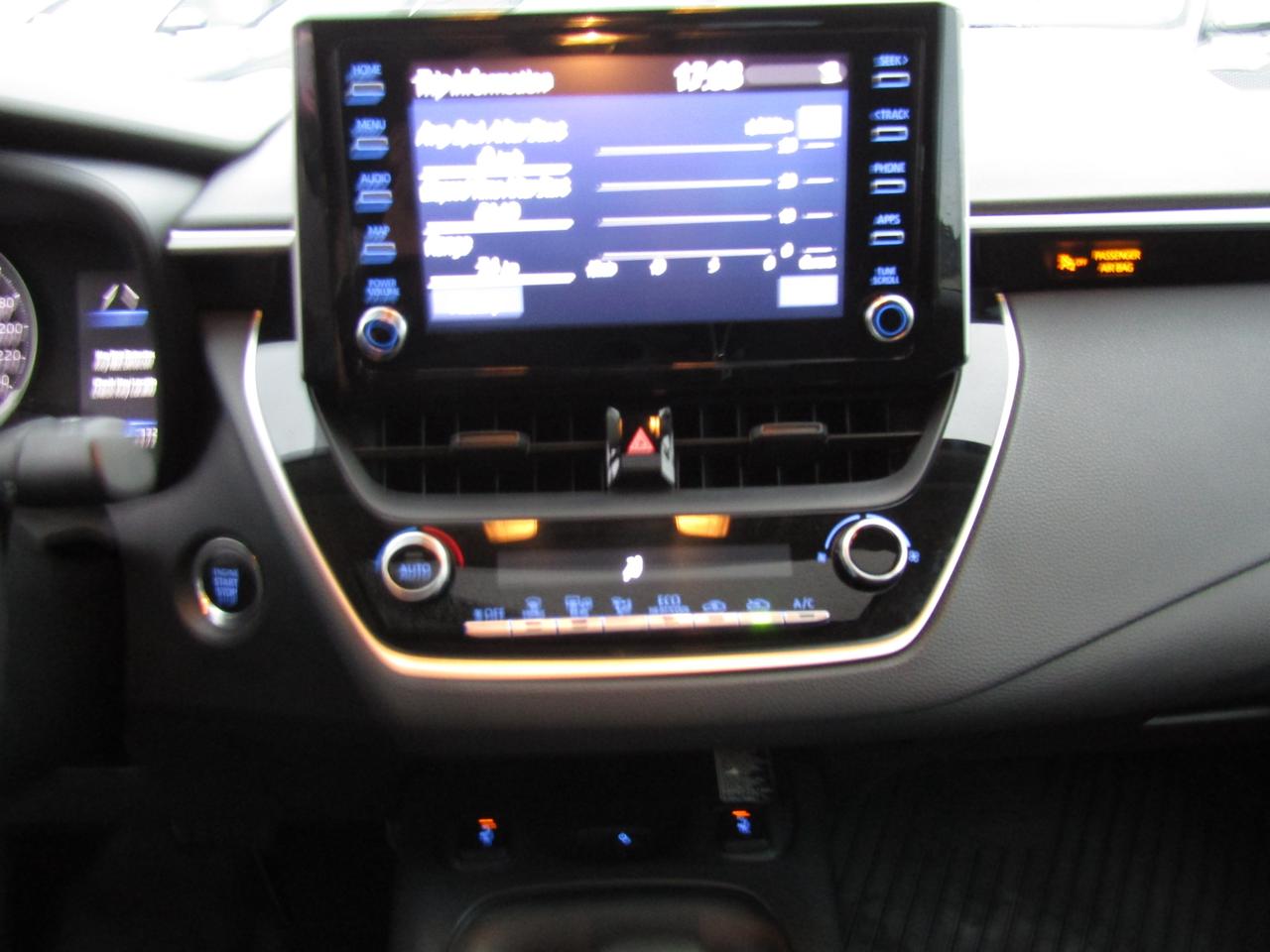 2020 Toyota Corolla LE Upgraded, Blind Spot, Lane Assist, Camera, Bluetooth, *Certified* Photo