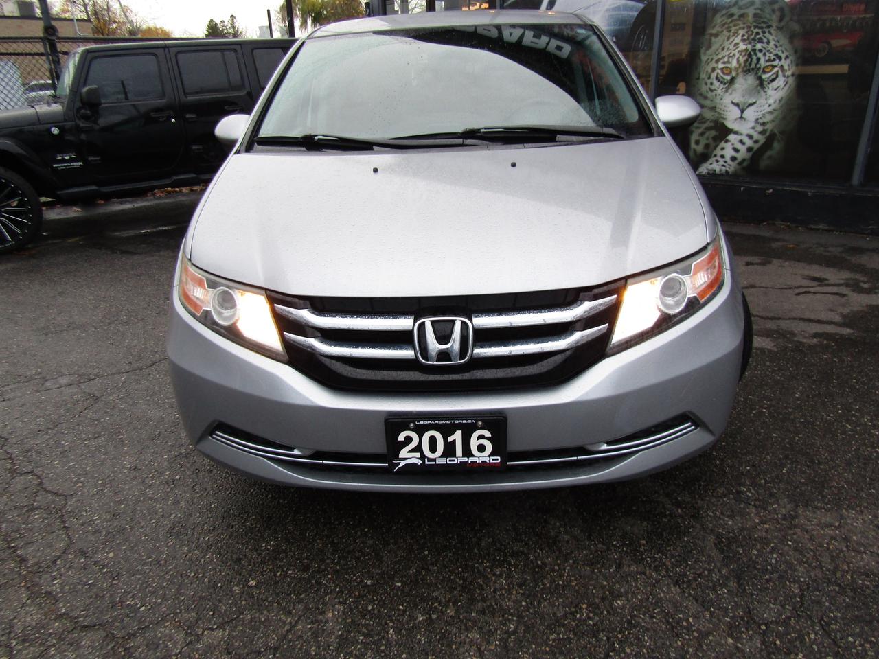2016 Honda Odyssey EX, 8 Pass, Camera, DVD, Pwr Seats&Sliding Doors, *Certified* Photo5