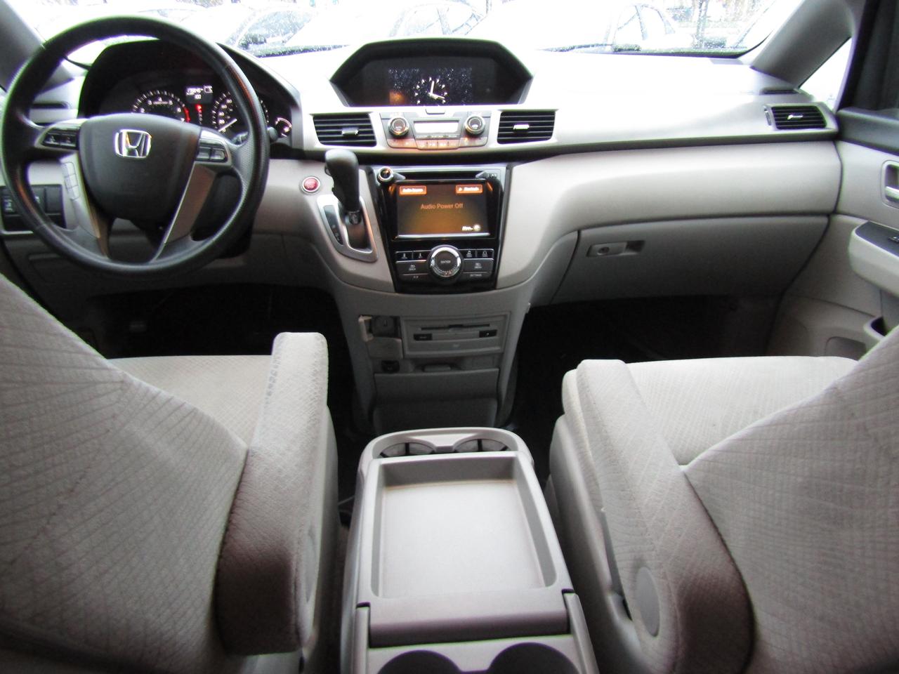 2016 Honda Odyssey EX, 8 Pass, Camera, DVD, Pwr Seats&Sliding Doors, *Certified* Photo