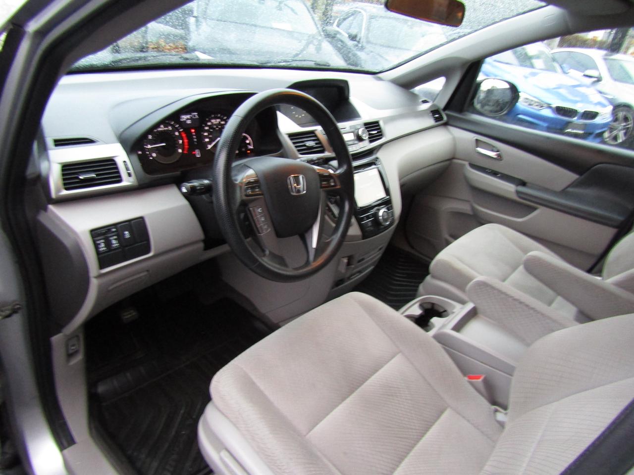 2016 Honda Odyssey EX, 8 Pass, Camera, DVD, Pwr Seats&Sliding Doors, *Certified* Photo