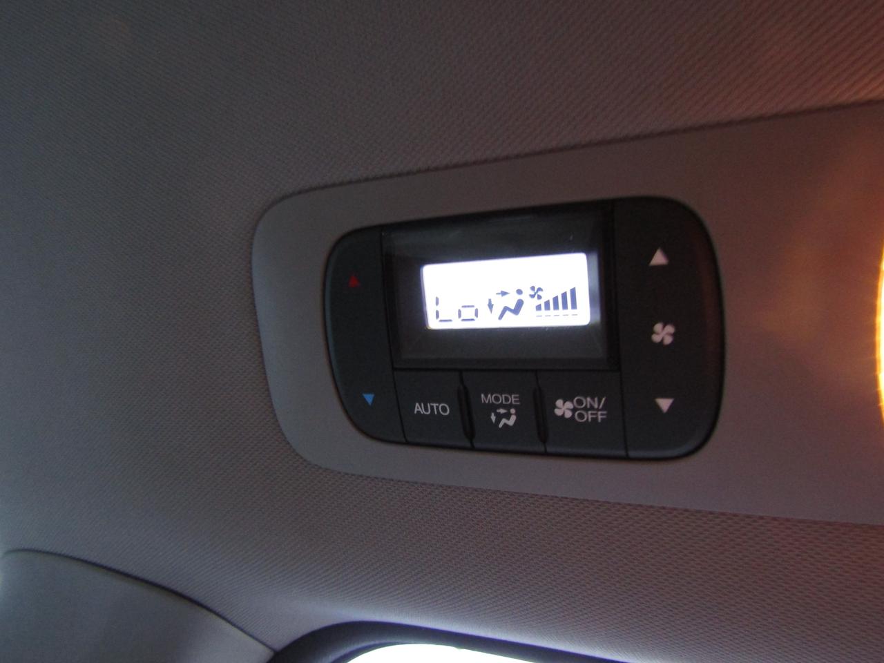 2016 Honda Odyssey EX, 8 Pass, Camera, DVD, Pwr Seats&Sliding Doors, *Certified* Photo