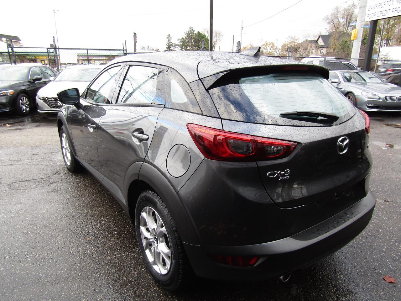 2022 Mazda CX-3 SkyActive, Awd, Camera, Heated Seats, Alloys, *Certified* Photo4