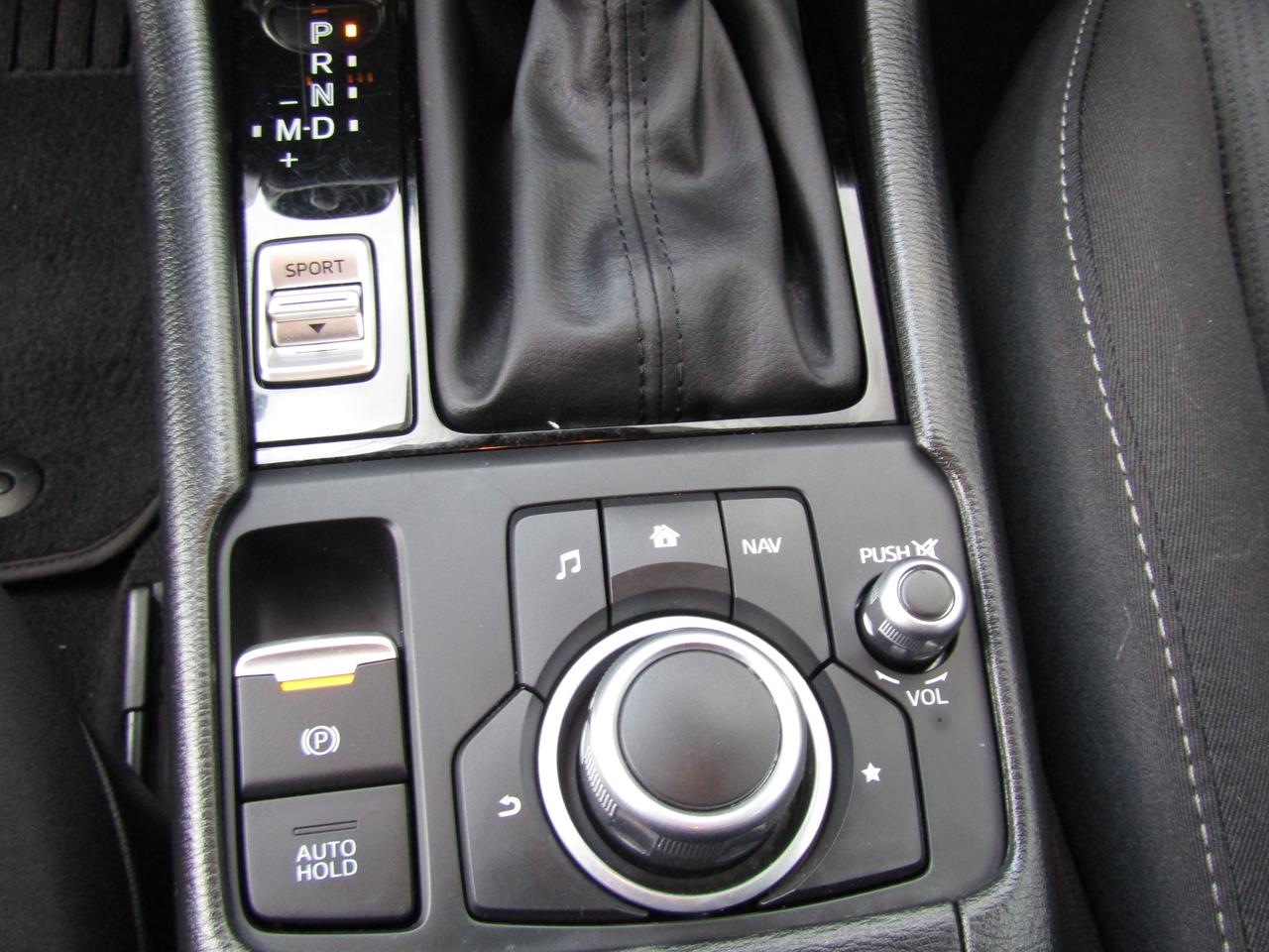 2022 Mazda CX-3 SkyActive, Awd, Camera, Heated Seats, Alloys, *Certified* Photo