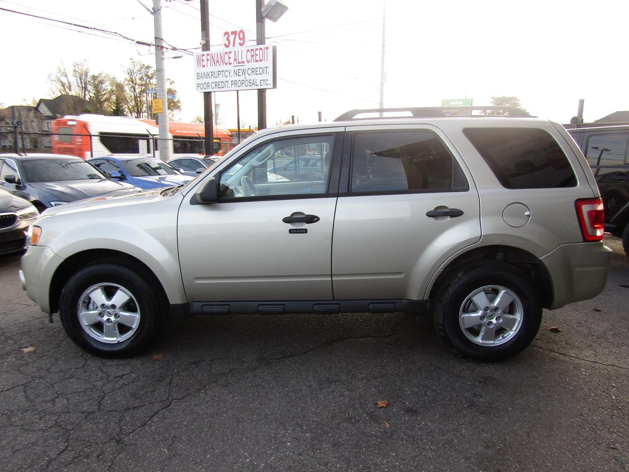 2010 Ford Escape LT, Cruise Ctrl, Automatic Trans, Alloy, *Certified* Photo3