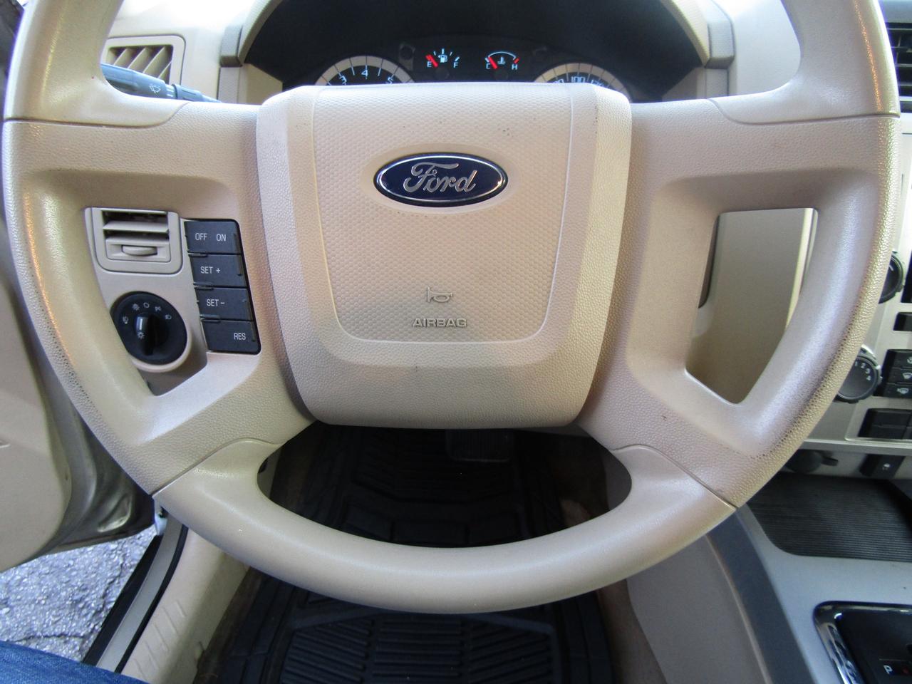 2010 Ford Escape LT, Cruise Ctrl, Automatic Trans, Alloy, *Certified* Photo