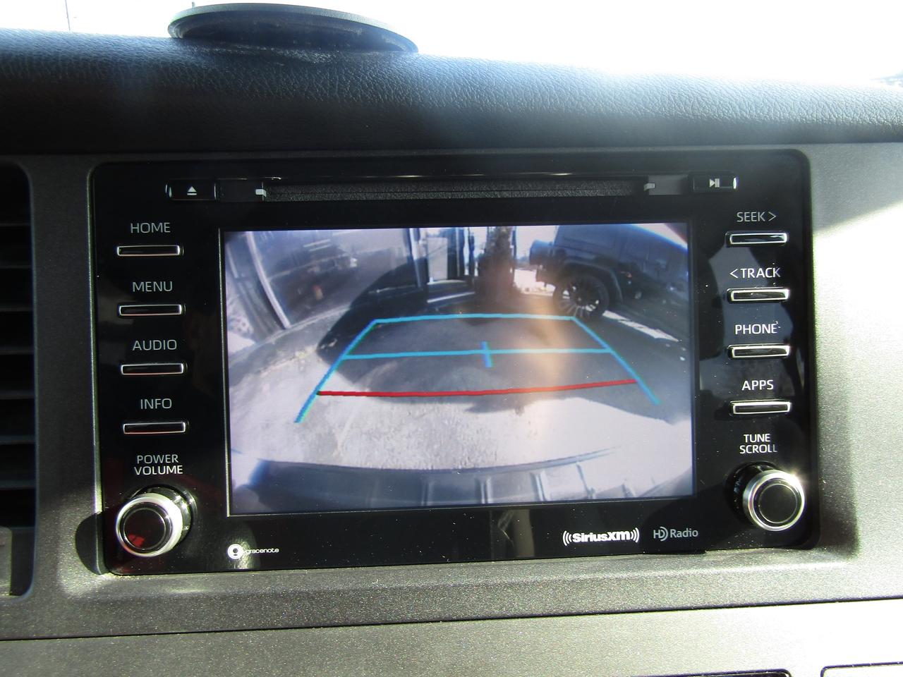 2018 Toyota Sienna LE, 8Pass, Camera, Pwr Sliding Door, Alloy *Certified* Photo