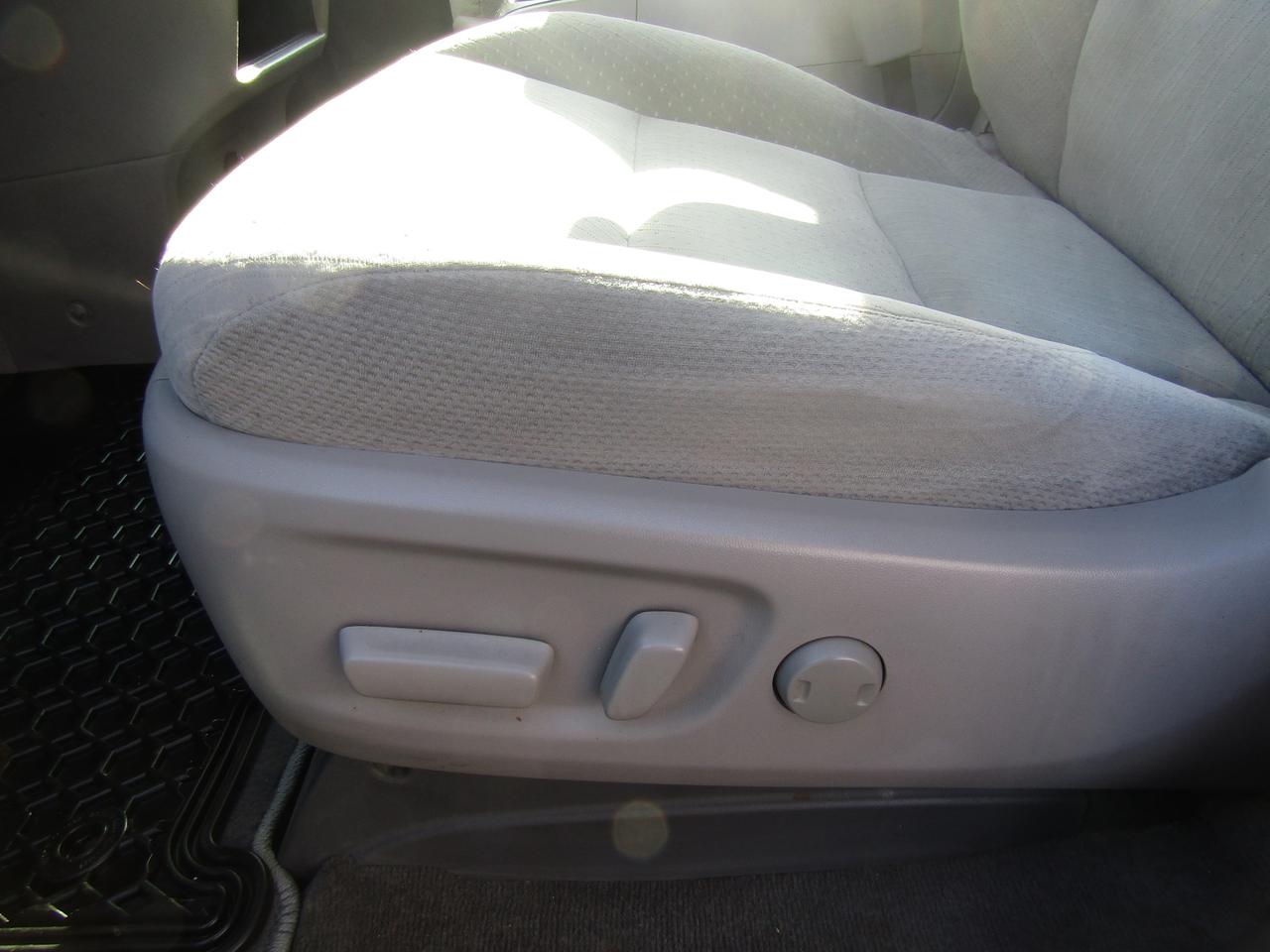 2018 Toyota Sienna LE, 8Pass, Camera, Pwr Sliding Door, Alloy *Certified* Photo