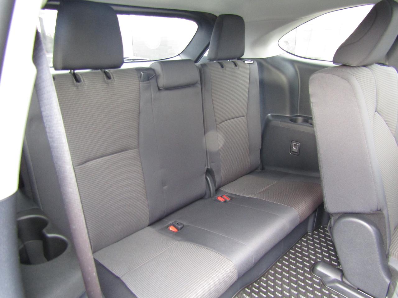 2024 Toyota Highlander Hybrid LE, Hybrid, AWD, Automatic Trunk, 7 PASS, Sunroof, Camera, *Certified* Photo