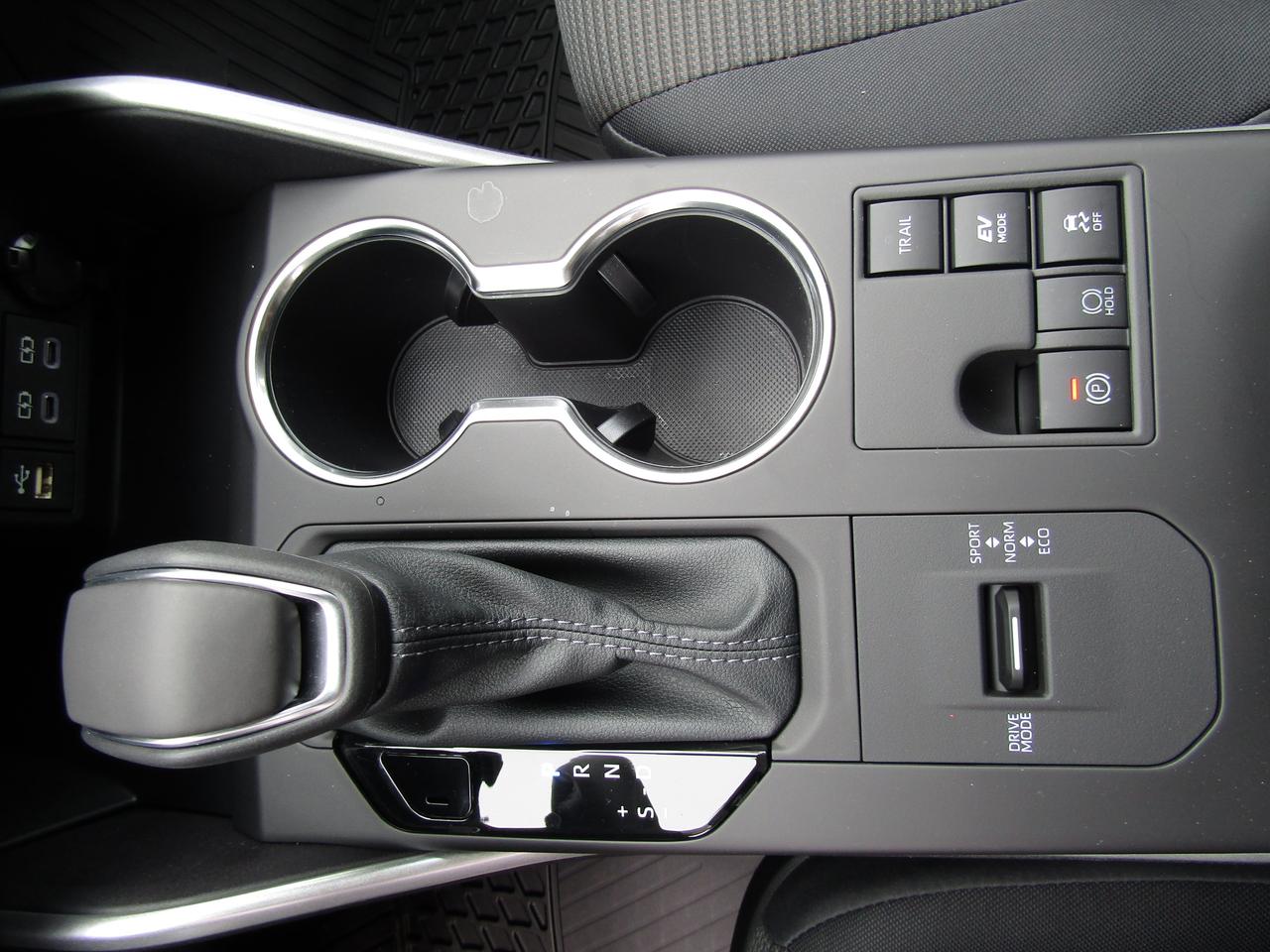 2024 Toyota Highlander Hybrid LE, Hybrid, AWD, Automatic Trunk, 7 PASS, Sunroof, Camera, *Certified* Photo