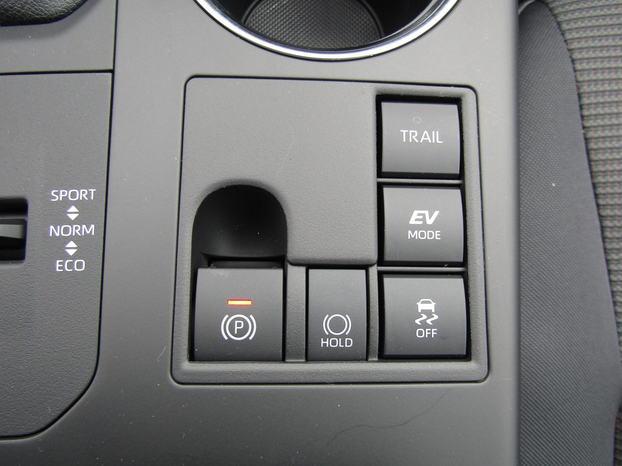 2024 Toyota Highlander Hybrid LE, Hybrid, AWD, Automatic Trunk, 7 PASS, Sunroof, Camera, *Certified* Photo