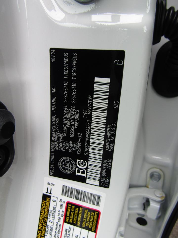 2024 Toyota Highlander Hybrid LE, Hybrid, AWD, Automatic Trunk, 7 PASS, Sunroof, Camera, *Certified* Photo