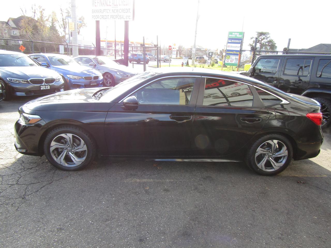 2022 Honda Civic LX, Camera, Adaptive, Lane Assist, Collision Warning, *Certified* Photo3