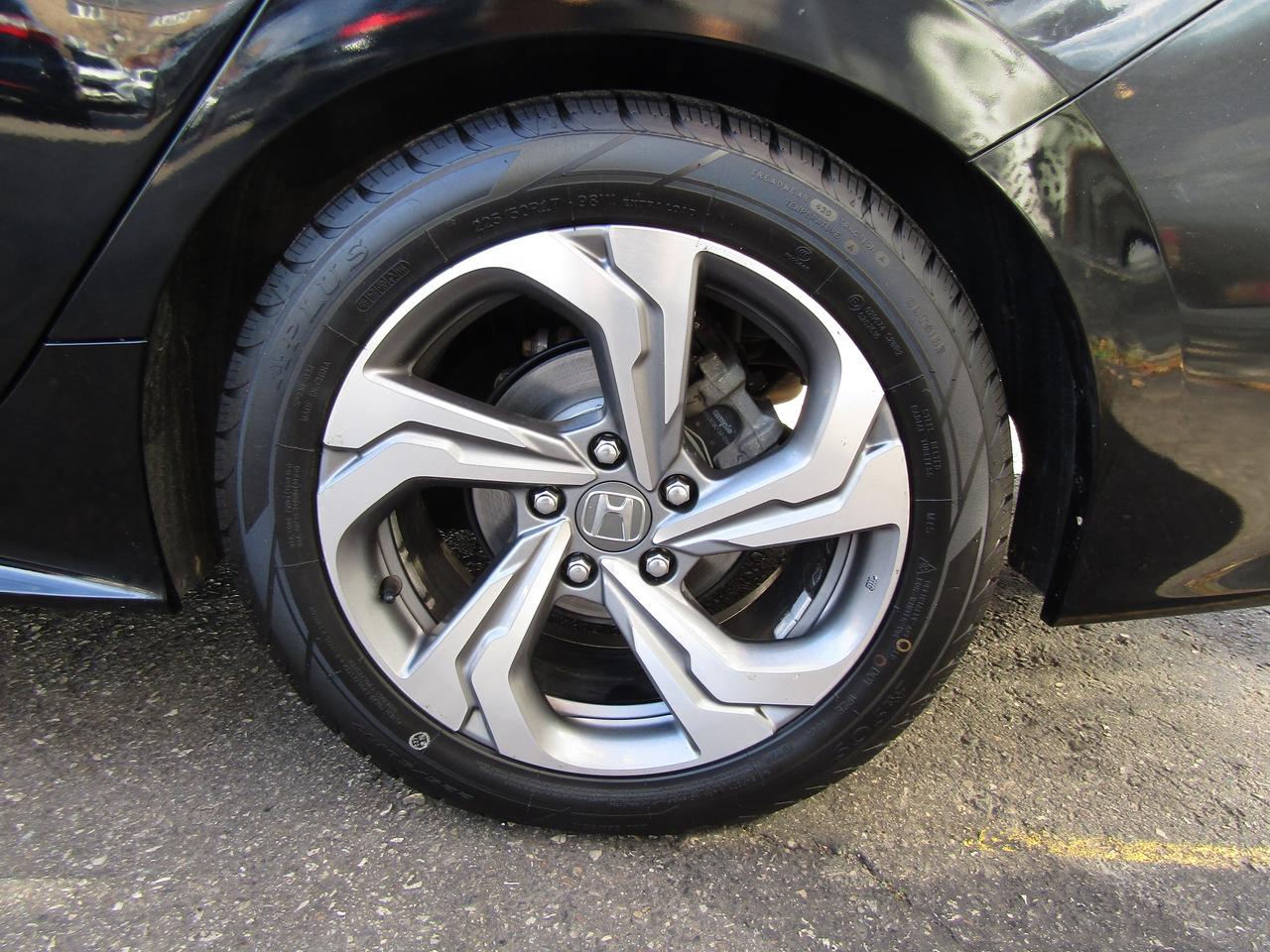 2022 Honda Civic LX, Camera, Adaptive, Lane Assist, Collision Warning, *Certified* Photo