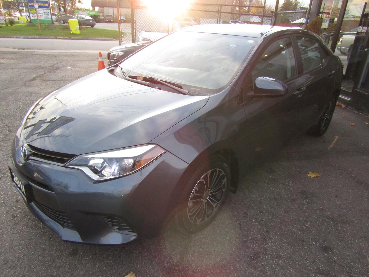 2016 Toyota Corolla LE, Camera, Heated Seats, Bluetooth, *Low KM*Certified* Photo2
