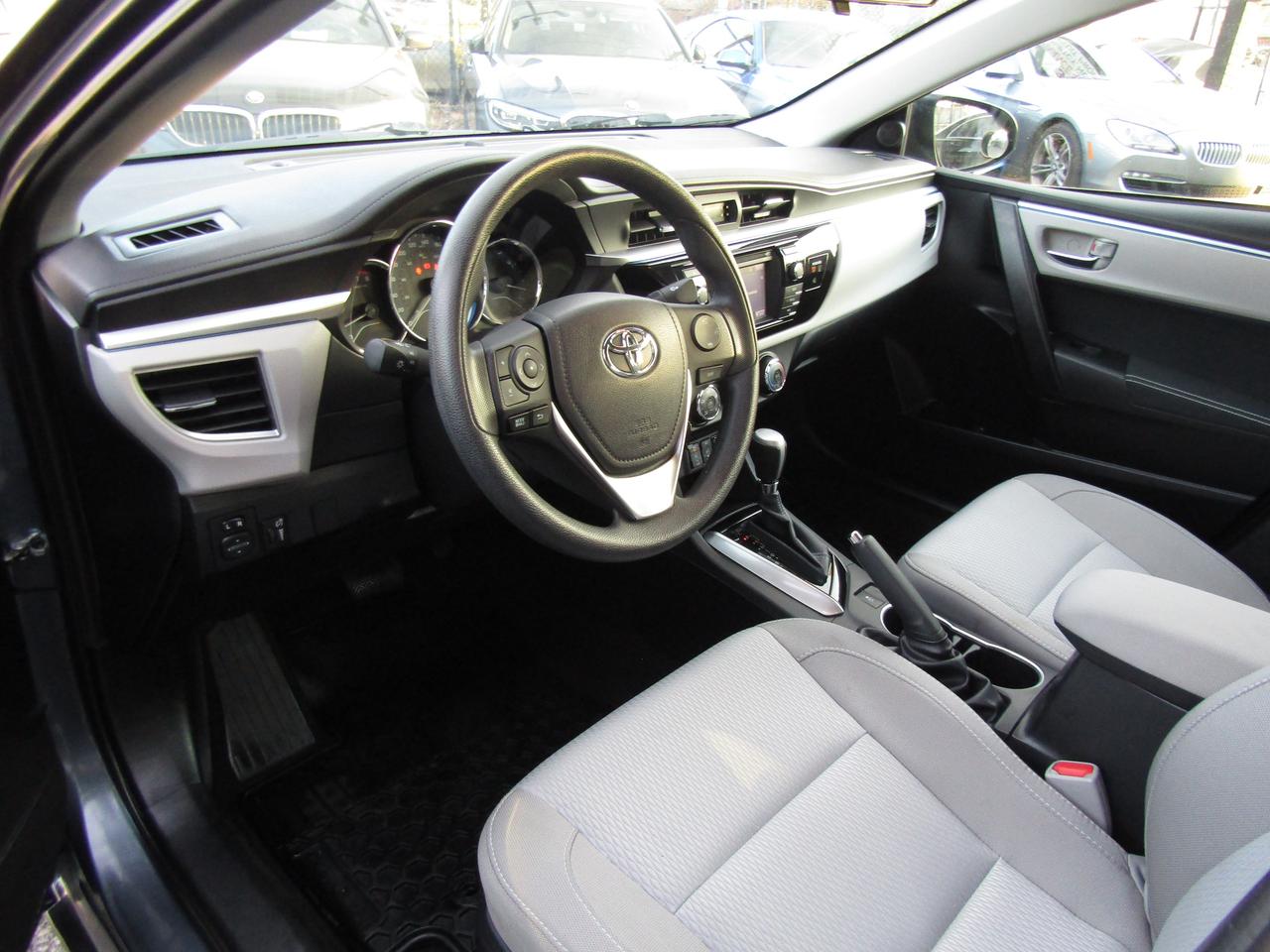 2016 Toyota Corolla LE, Camera, Heated Seats, Bluetooth, *Low KM*Certified* Photo