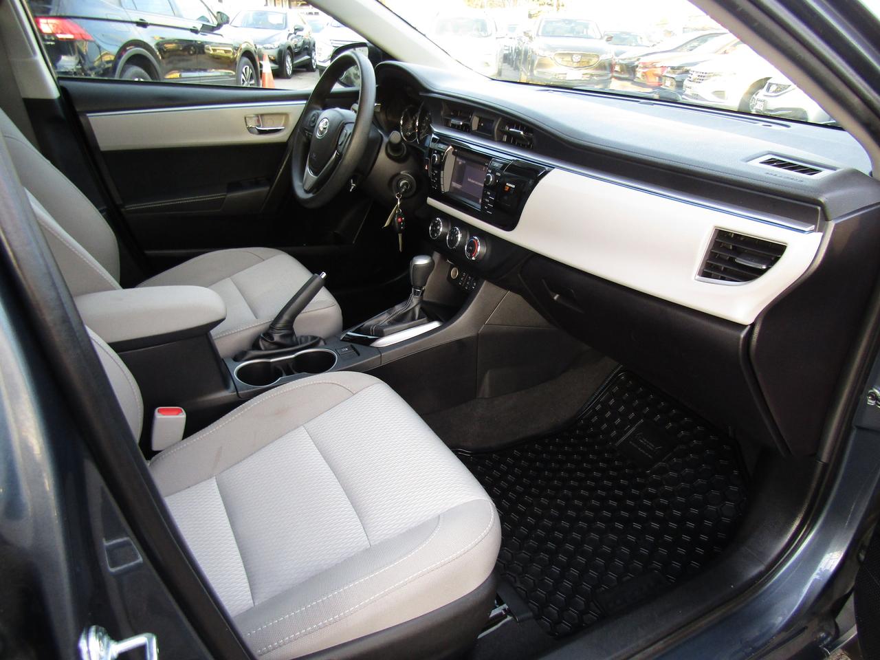 2016 Toyota Corolla LE, Camera, Heated Seats, Bluetooth, *Low KM*Certified* Photo