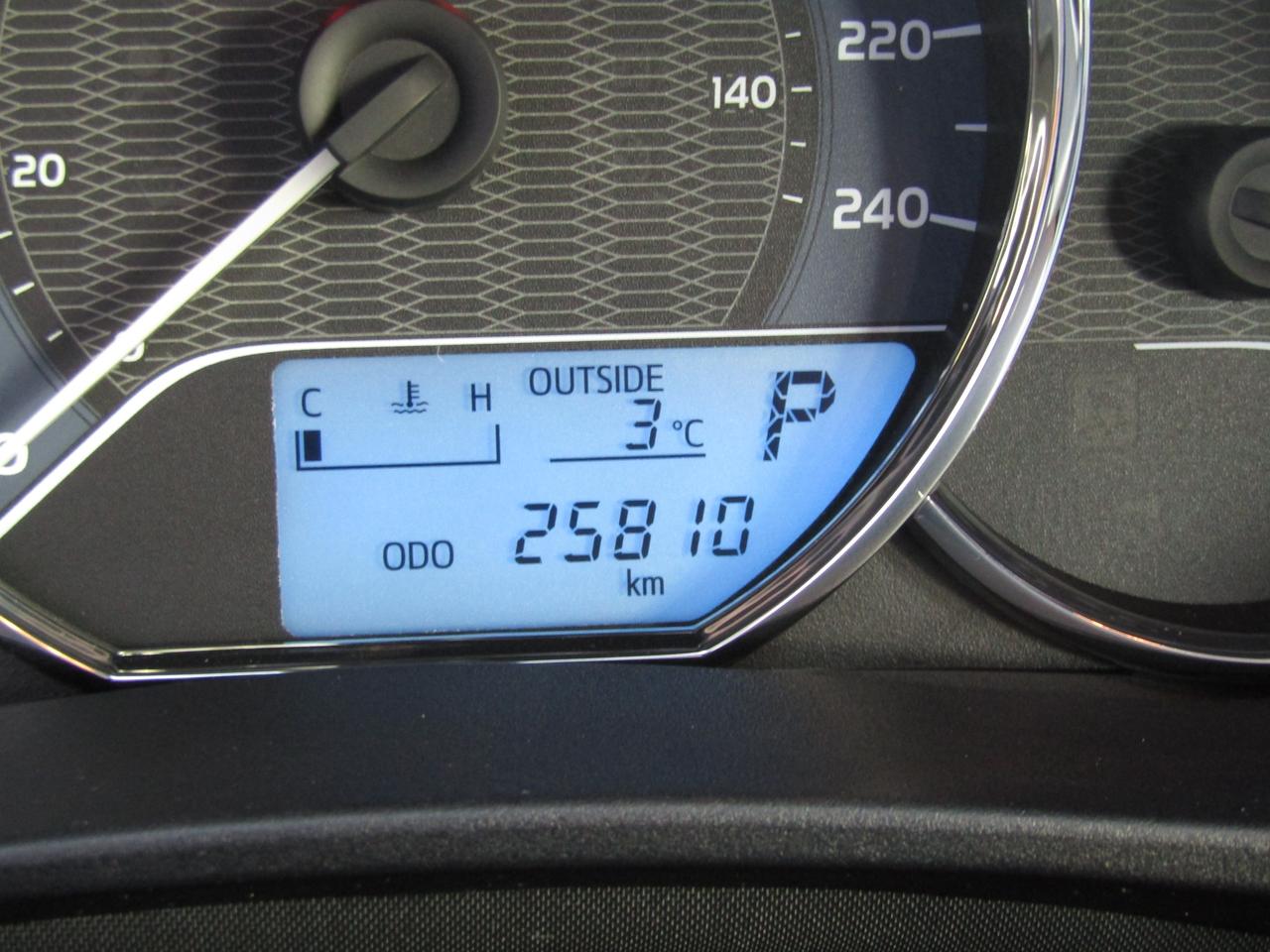 2016 Toyota Corolla LE, Camera, Heated Seats, Bluetooth, *Low KM*Certified* Photo