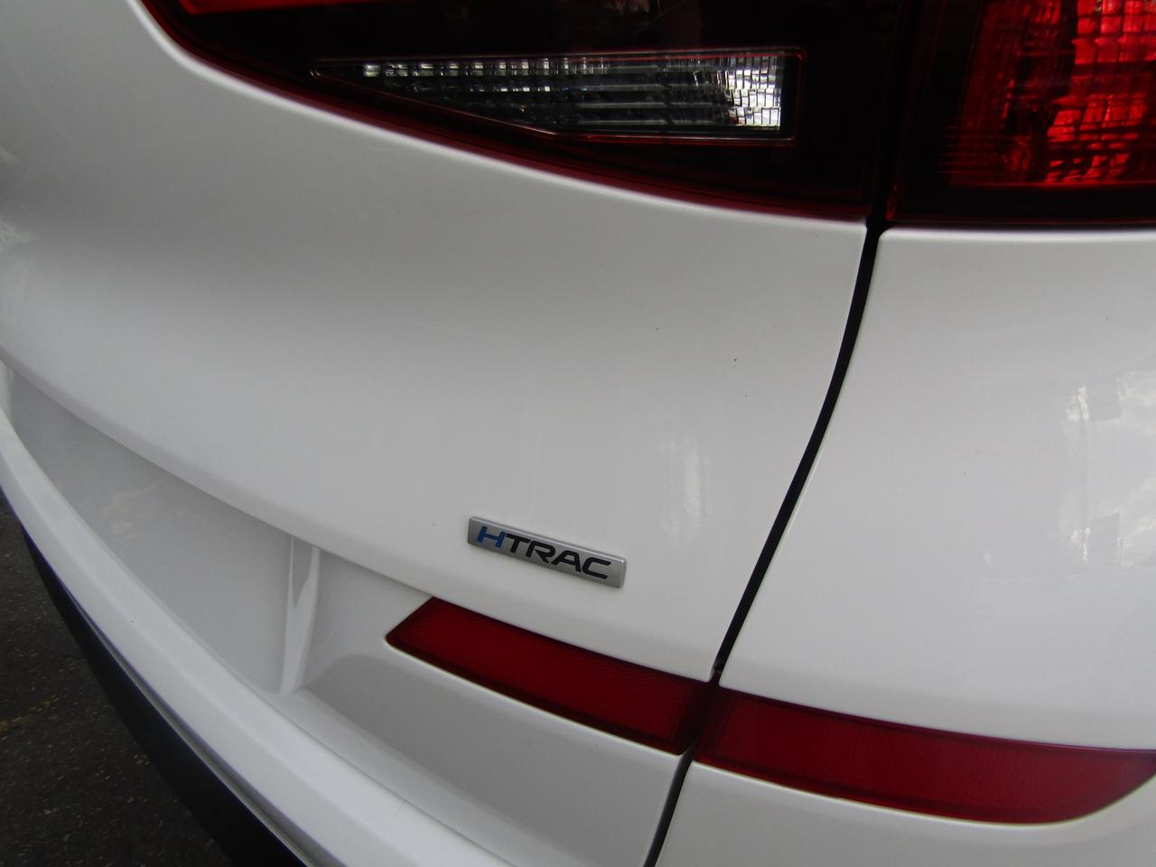 2019 Hyundai Tucson SE, Awd, Camera, Lane Assist, Alloy, *Certified* Photo
