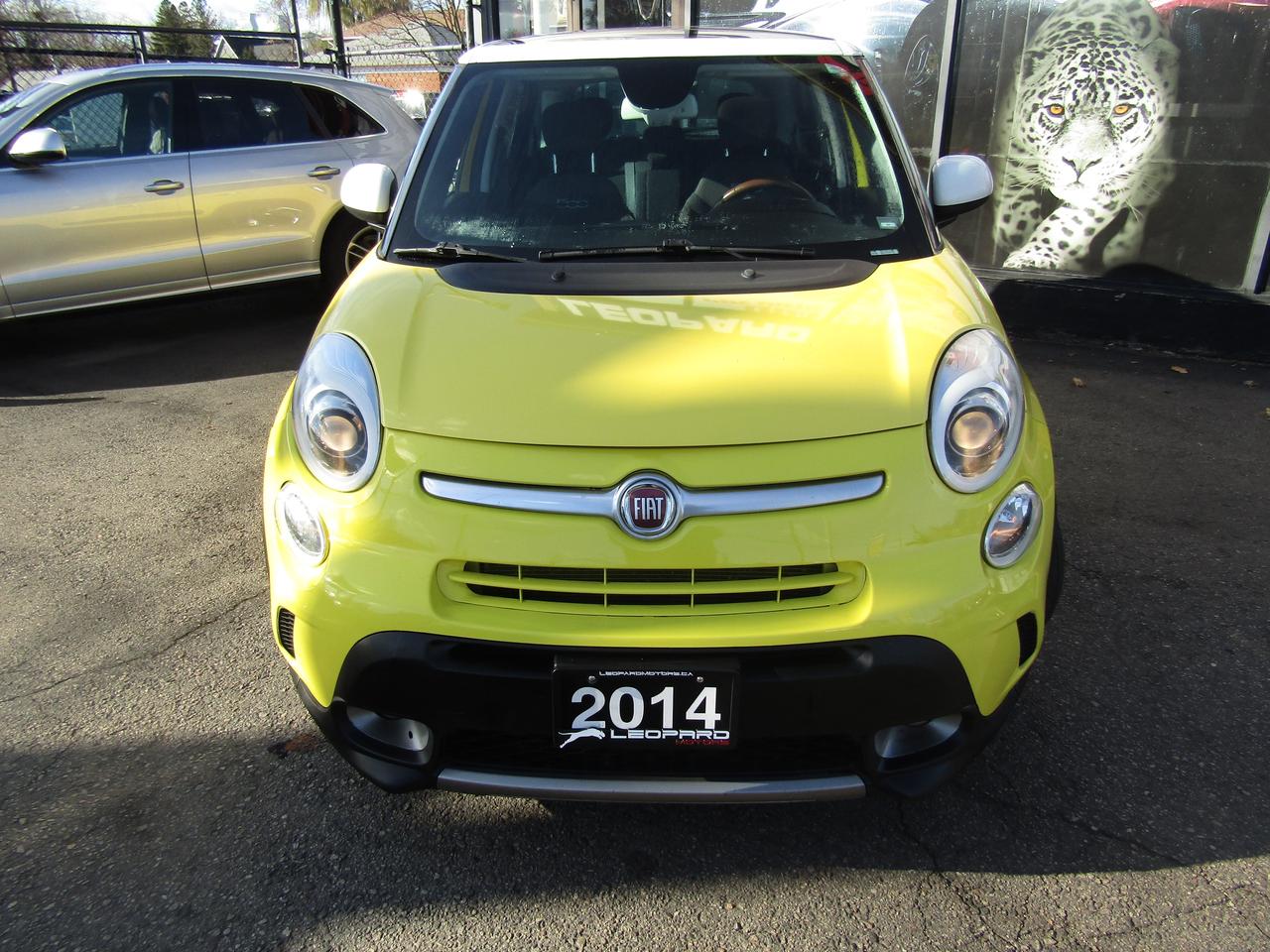 2014 Fiat 500L Trekking, Pano, Bluetooth, Heated Seats, Alloy, *Certified* Photo
