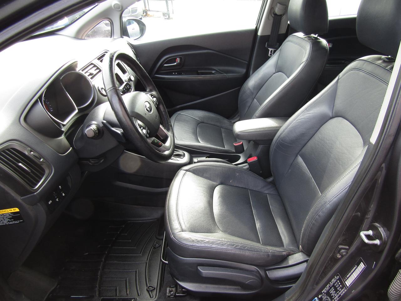 2013 Kia Rio SX, Sunroof, Camera, Bluetooth, Leather, Alloy, *Certified* Photo