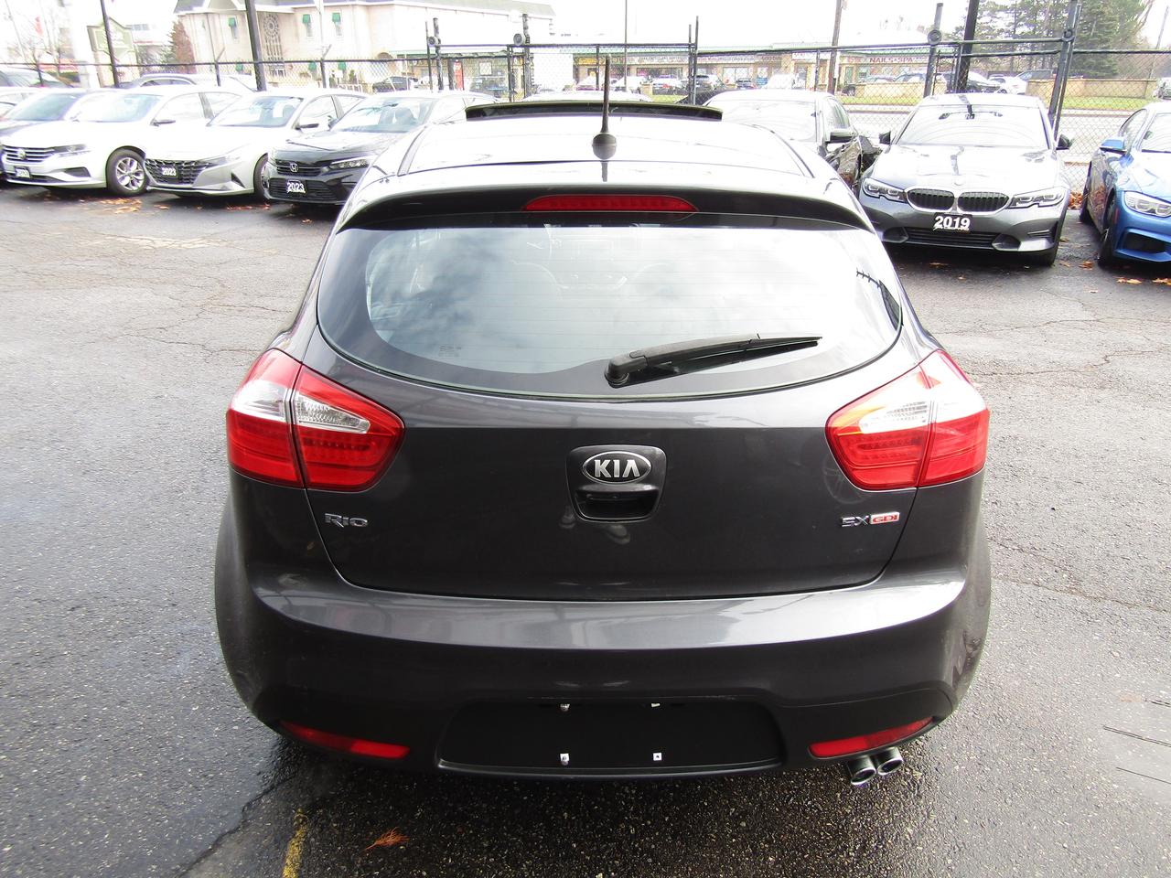 2013 Kia Rio SX, Sunroof, Camera, Bluetooth, Leather, Alloy, *Certified* Photo