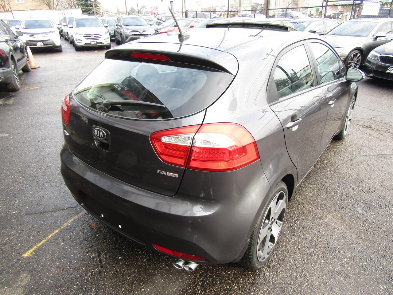 2013 Kia Rio SX, Sunroof, Camera, Bluetooth, Leather, Alloy, *Certified* Photo