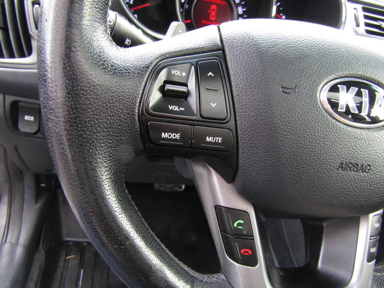 2013 Kia Rio SX, Sunroof, Camera, Bluetooth, Leather, Alloy, *Certified* Photo