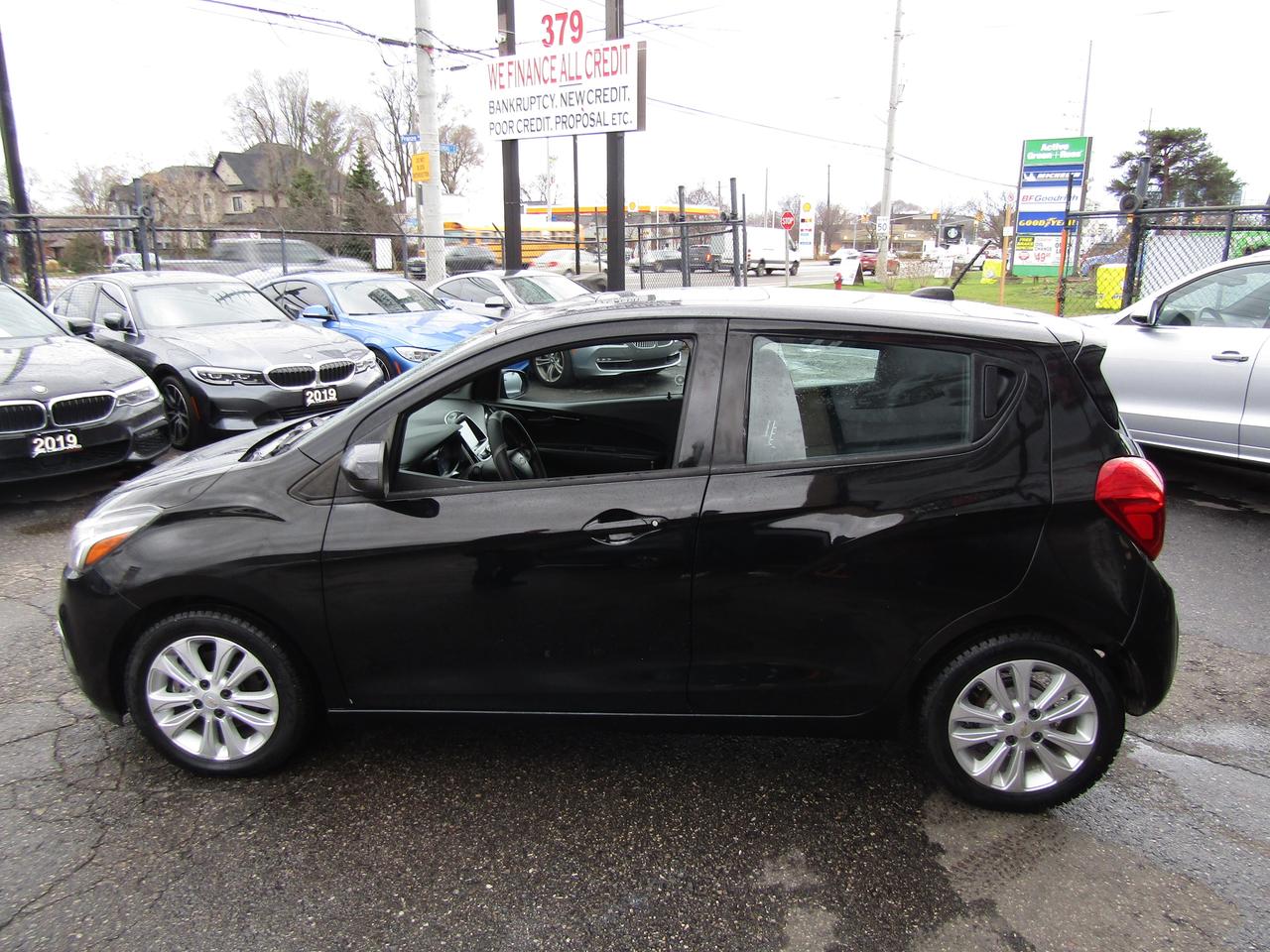 2017 Chevrolet Spark LT, Camera, Sunroof, Cruise Control, Pwr Windows & Locks, Alloy, *Certified* Photo3