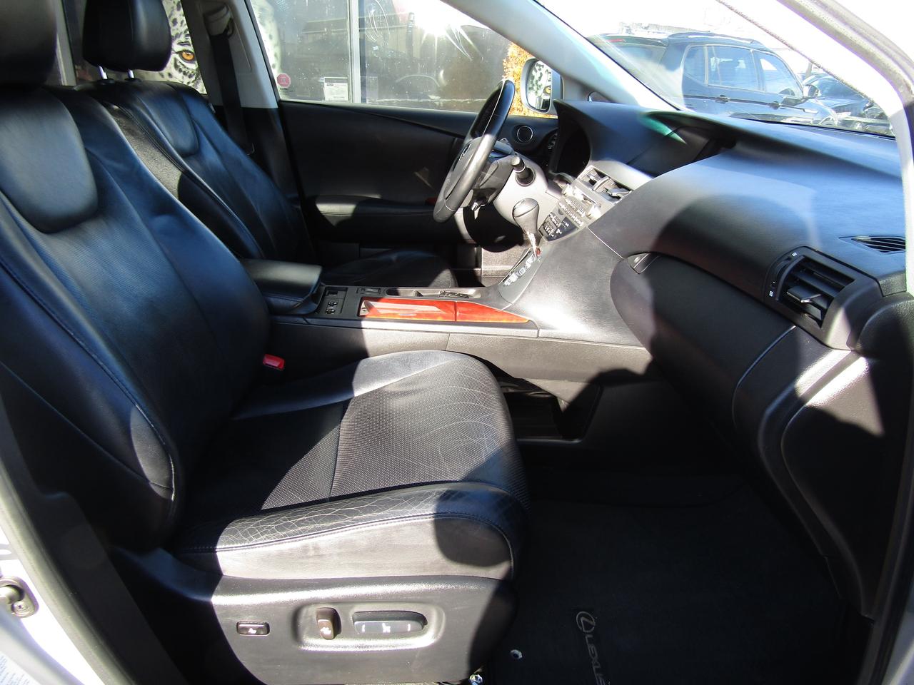 2010 Lexus RX 350 Prem, Awd, Sunroof, Leather, Cooled Seat, *Certified* Photo