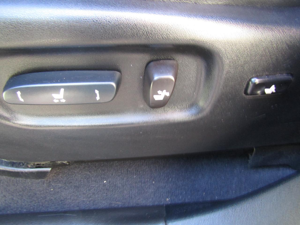 2010 Lexus RX 350 Prem, Awd, Sunroof, Leather, Cooled Seat, *Certified* Photo