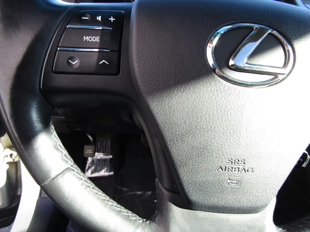 2010 Lexus RX 350 Prem, Awd, Sunroof, Leather, Cooled Seat, *Certified* Photo