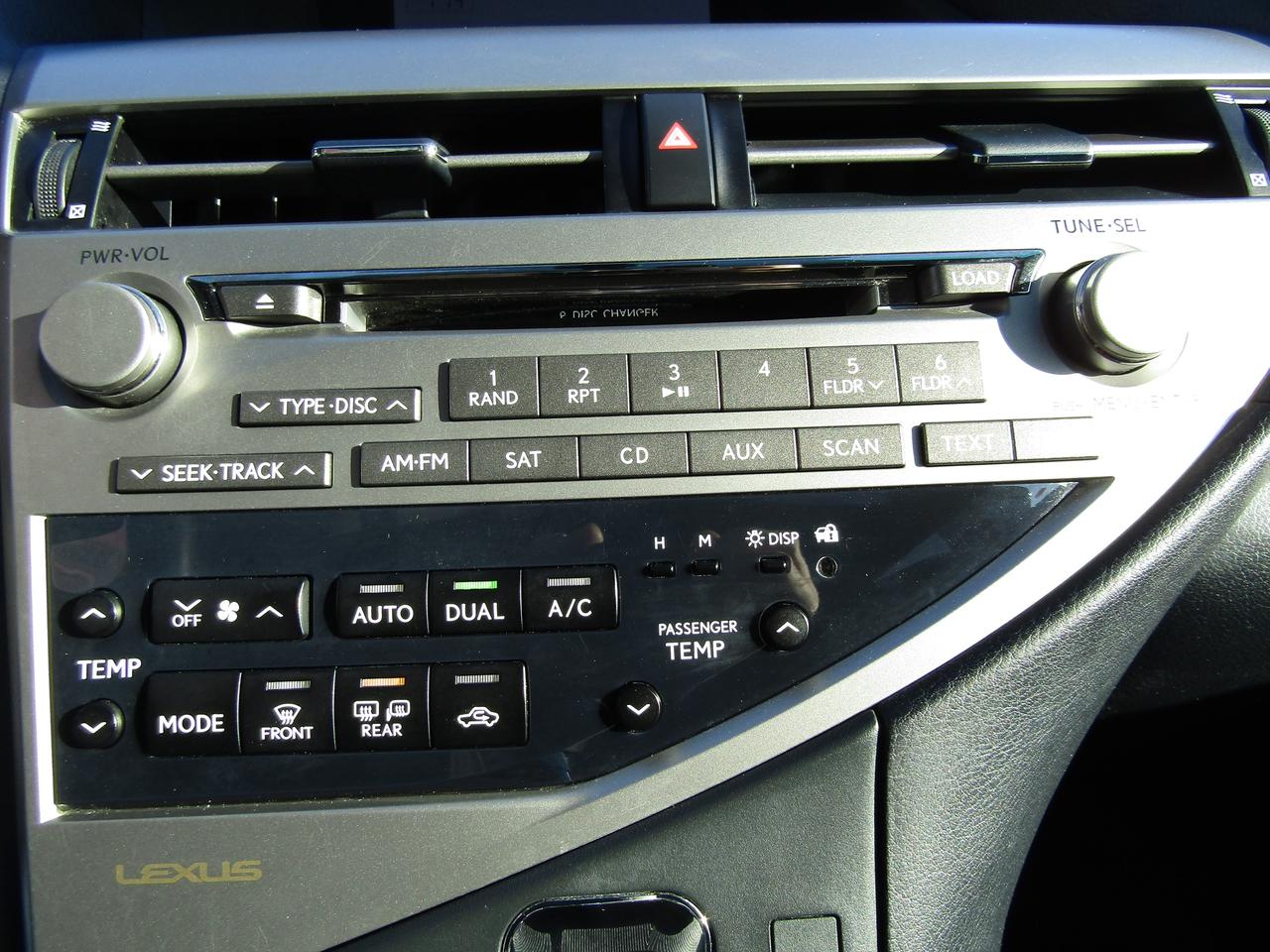 2010 Lexus RX 350 Prem, Awd, Sunroof, Leather, Cooled Seat, *Certified* Photo