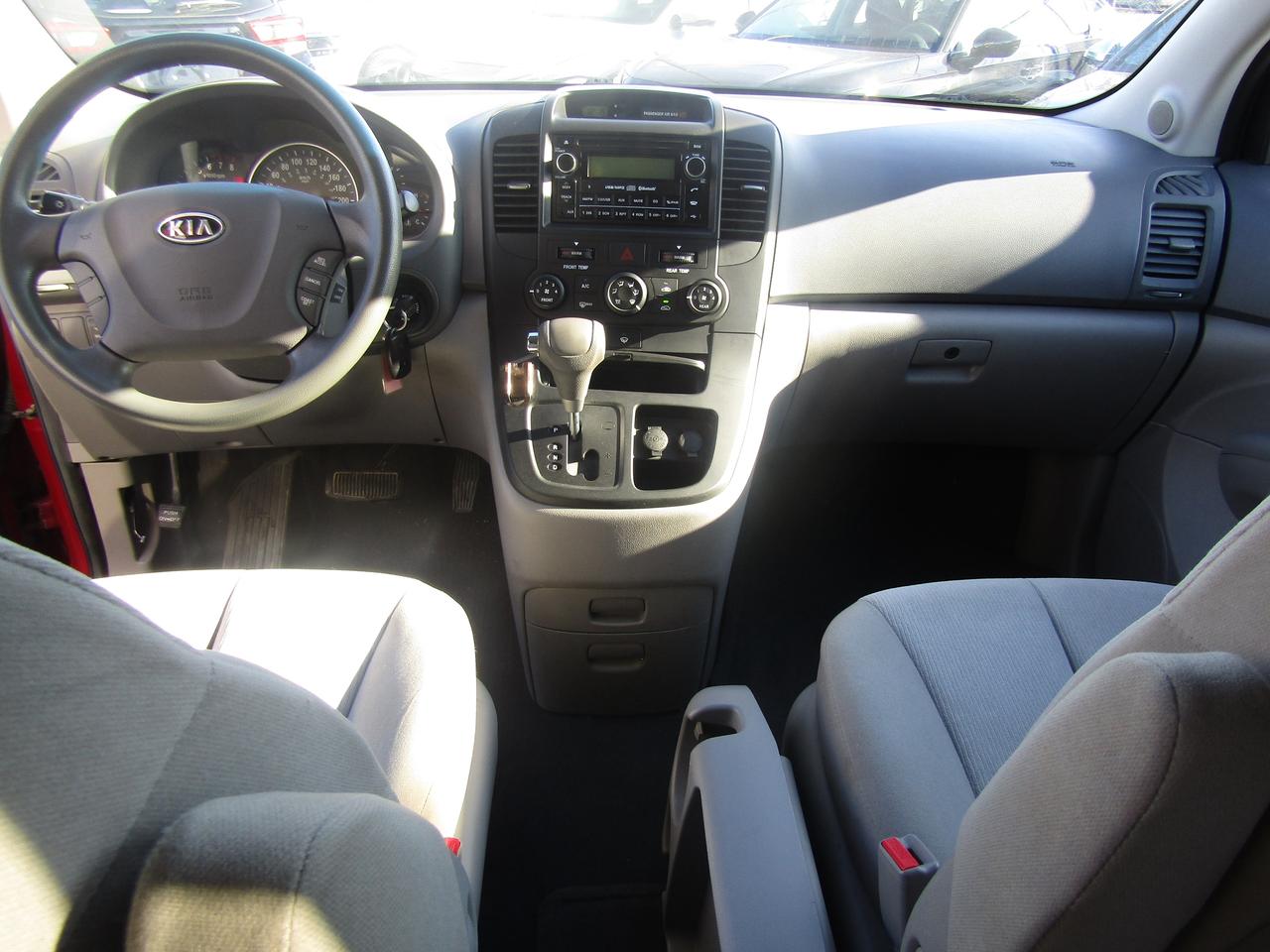 2010 Kia Sedona LX, 7Pass, Cruise Ctrl, Automatic Trans. *AS IS* Photo