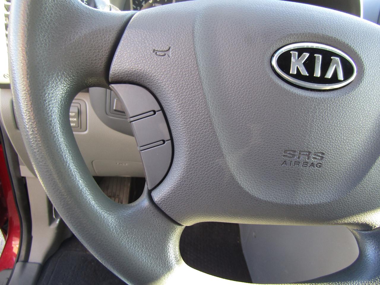 2010 Kia Sedona LX, 7Pass, Cruise Ctrl, Automatic Trans. *AS IS* Photo