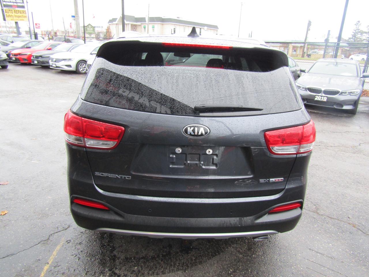 2018 Kia Sorento EX, Camera, DVD, Blind Spot, Leather, Memory, Alloy, *Certified* Photo
