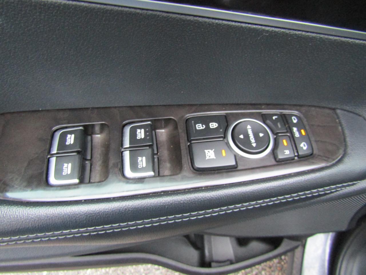 2018 Kia Sorento EX, Camera, DVD, Blind Spot, Leather, Memory, Alloy, *Certified* Photo